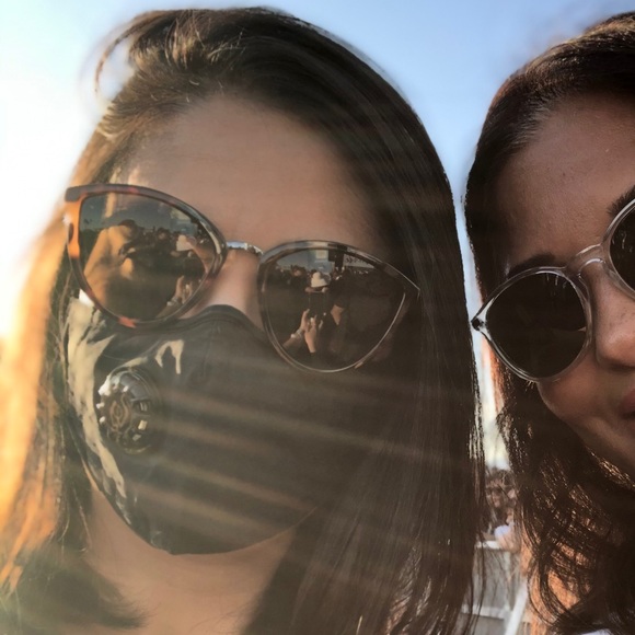 Meet your Posher, P - Picture 1 of 1